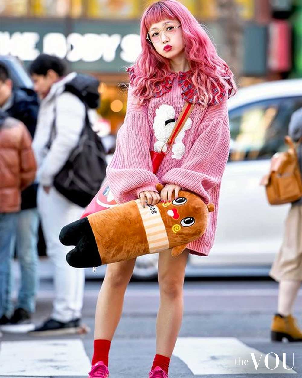 oversized sweatshirt, pink glasses, pink shoes, crossbody bag