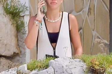 Sofia Richie, France Wedding, Spring Style, Celebrity Style, Thong Sandals