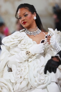 Rihanna at the 2023 Met Gala: Karl Lagerfeld: A Line of Beauty held at the Metropolitan Museum of Art on May 1, 2023 in New York, New York.