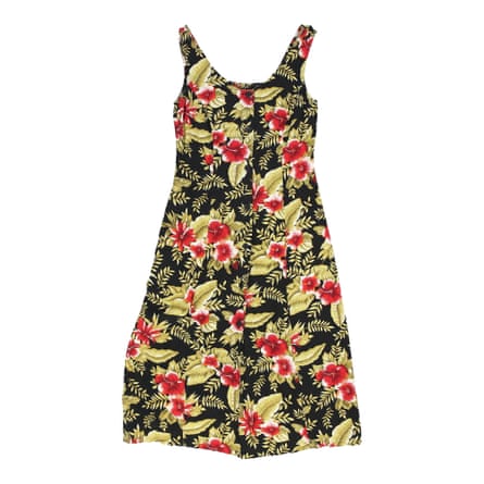 Dress with thick straps and flower pattern