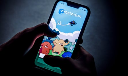 The logo of distributed microblogging service App Mastodon is displayed on a smartphone on November 14, 2022 in Berlin, Germany.