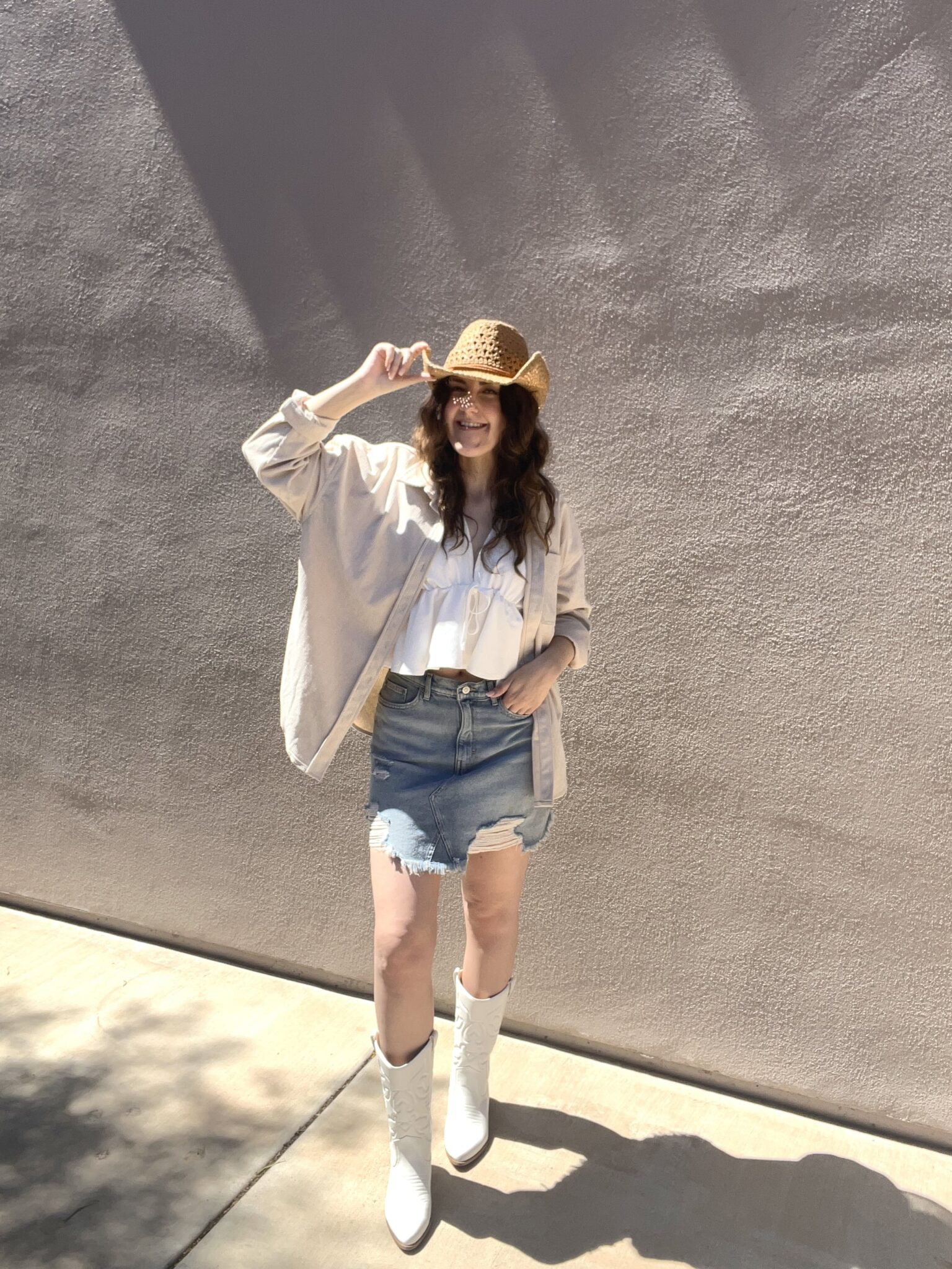 Coastal-Cowgirl Aesthetic: How to Dress the Trend Cheap - Fashnfly