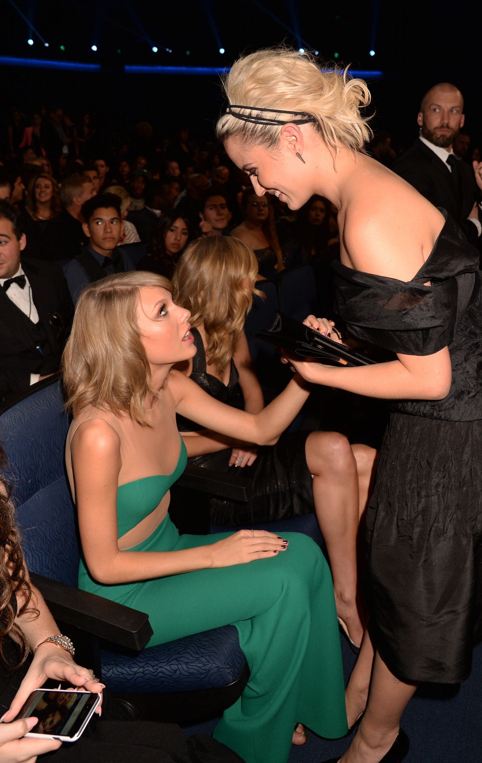 Taylor Swift and Dianna Agron at the American Music Awards in 2014.