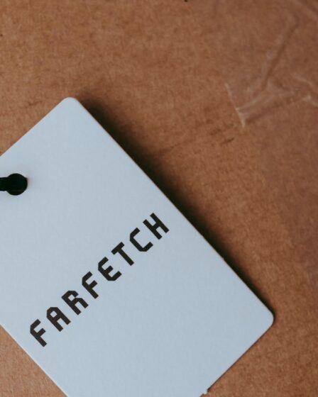Farfetch Returns to Sales Growth
