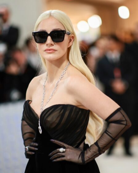 Jessica Chastain Debuted Platinum Blonde Hair at the Met Gala 2023 Red Carpet