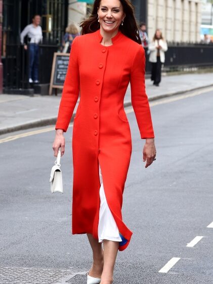 Kate Middleton’s Pre-Coronation Look Redefines Pub Attire