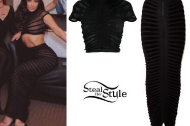 Kim Kardashian: Black Top and Skirt