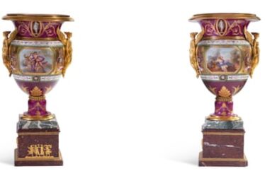 A pair of Sèvres vases, from 1797 and valued at up to €1.2m