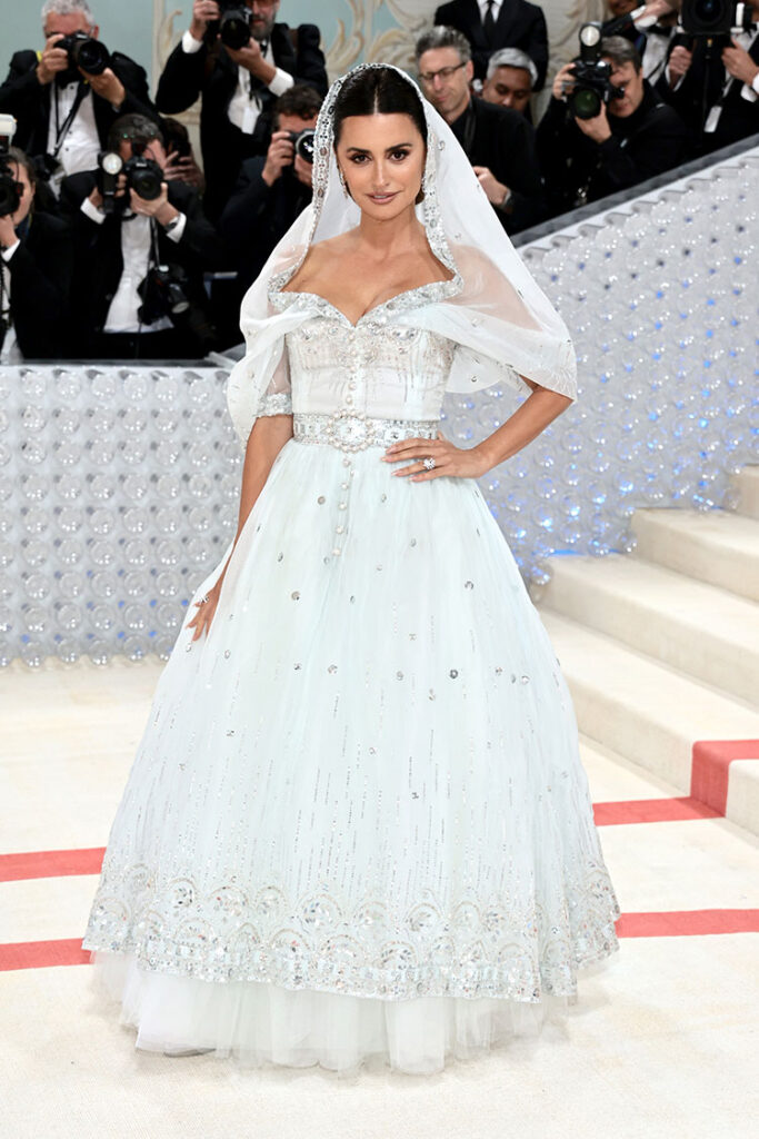 Penelope Cruz Wore Vintage Chanel Haute Couture To The 2023 Met Gala
