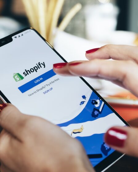 Shopify Cuts Jobs Again, Sells Most of Logistics Business to Flexport