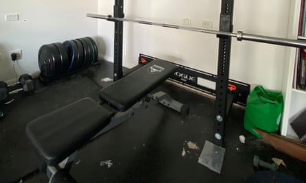 A bench press in a room