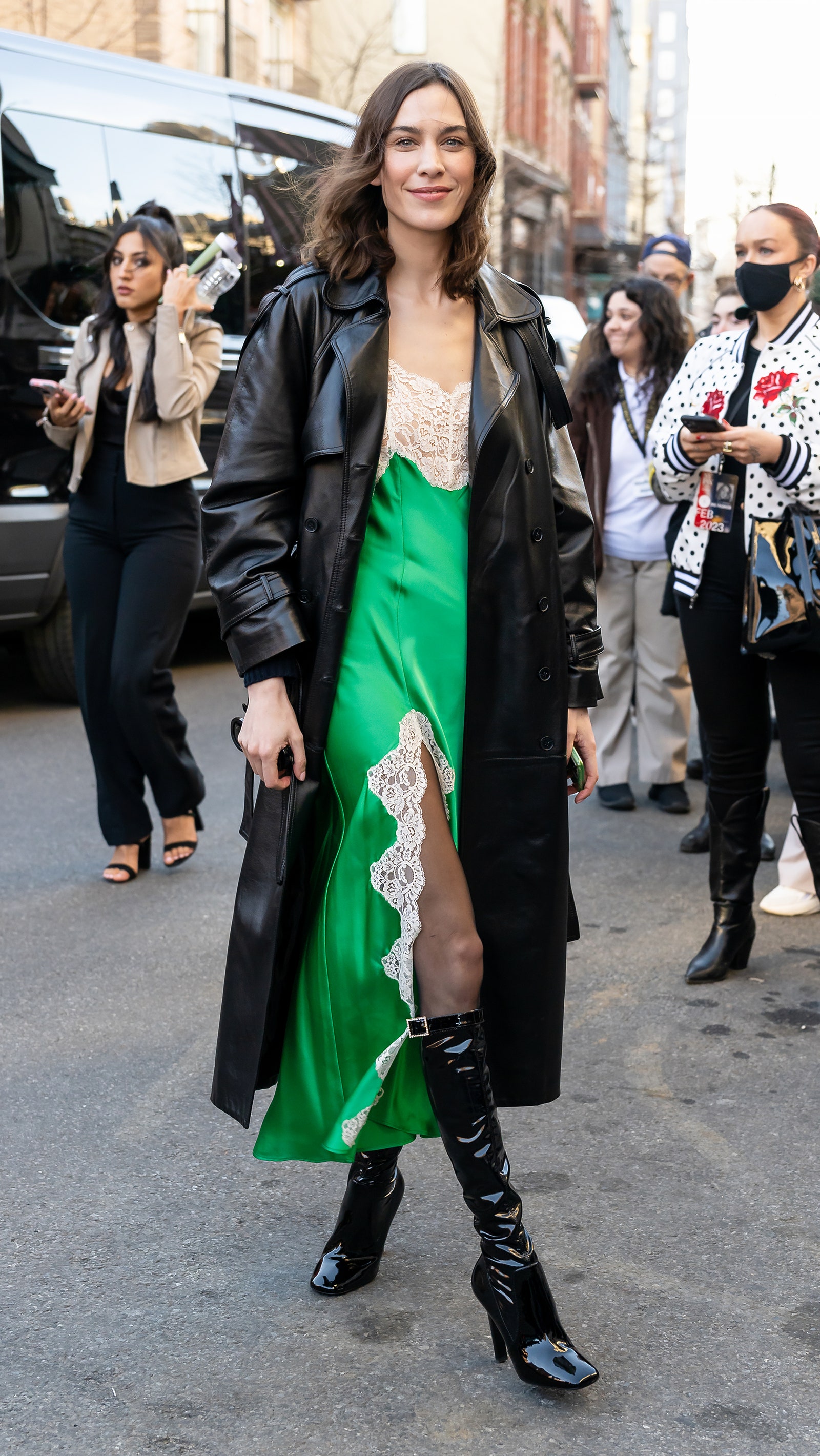NEW YORK NEW YORK  FEBRUARY 10 Alexa Chung is seen arriving to Rodarte fashion show during New York Fashion Week at...