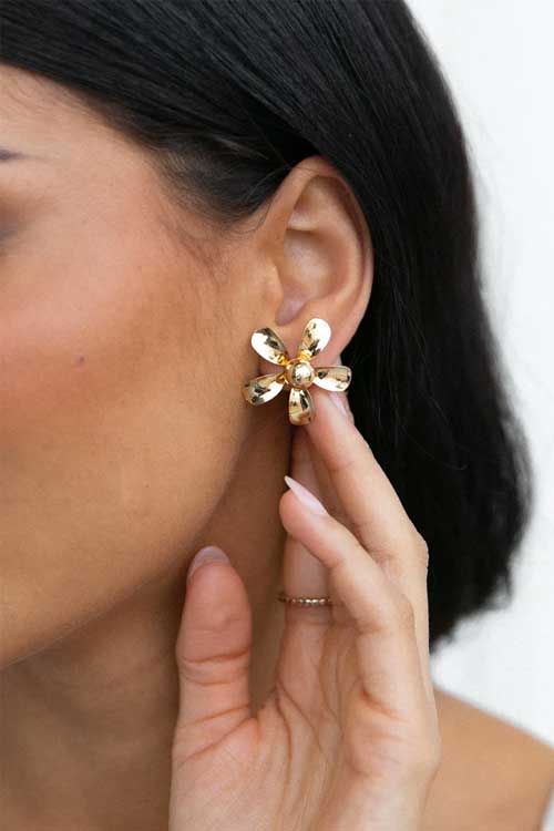 Effie Floral Stud Earrings