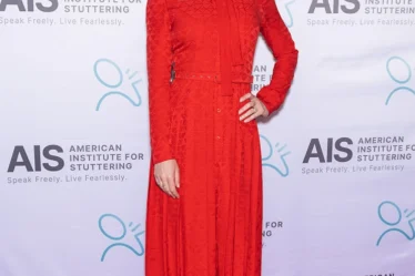 Emily Blunt Wore Prada To The American Institute For Stuttering 17th Annual Gala

Red dress

Red carpet red dress