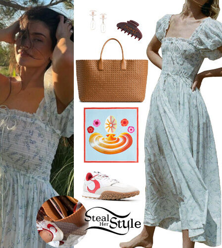 Kylie Jenner: Floral Dress, Brown Bag