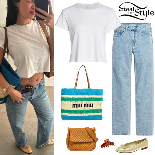 Kylie Jenner: White Tee, Blue Jeans - Fashnfly