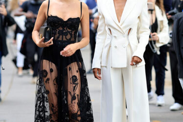 Front Row @ Zuhair Murad Fall 2023 Couture Jasmine Tookes and Sara Sampaio 