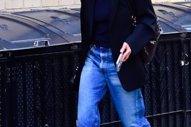 Julianne Moore Shows Why Straight Jeans and Adidas Sneakers Are the Perfect Fall Fit