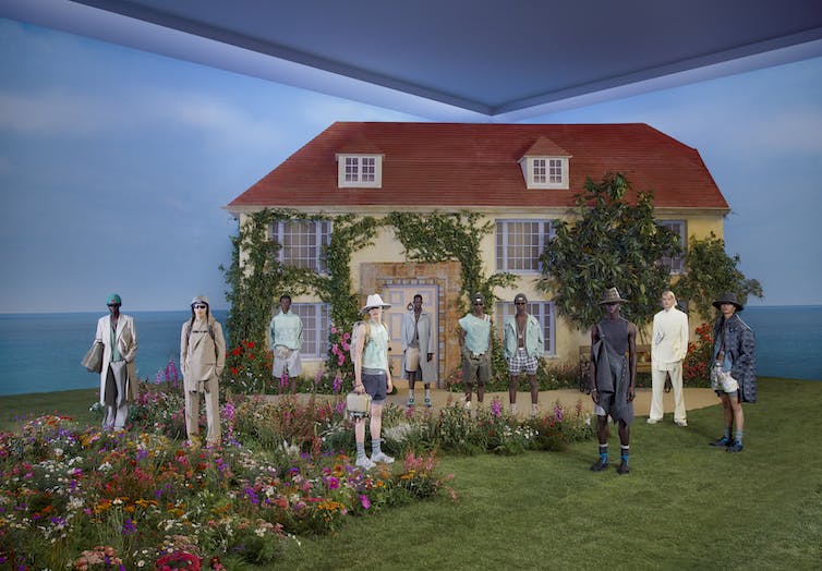 Dior Men summer 2023 group shot in front of a Charleston reconstruction.