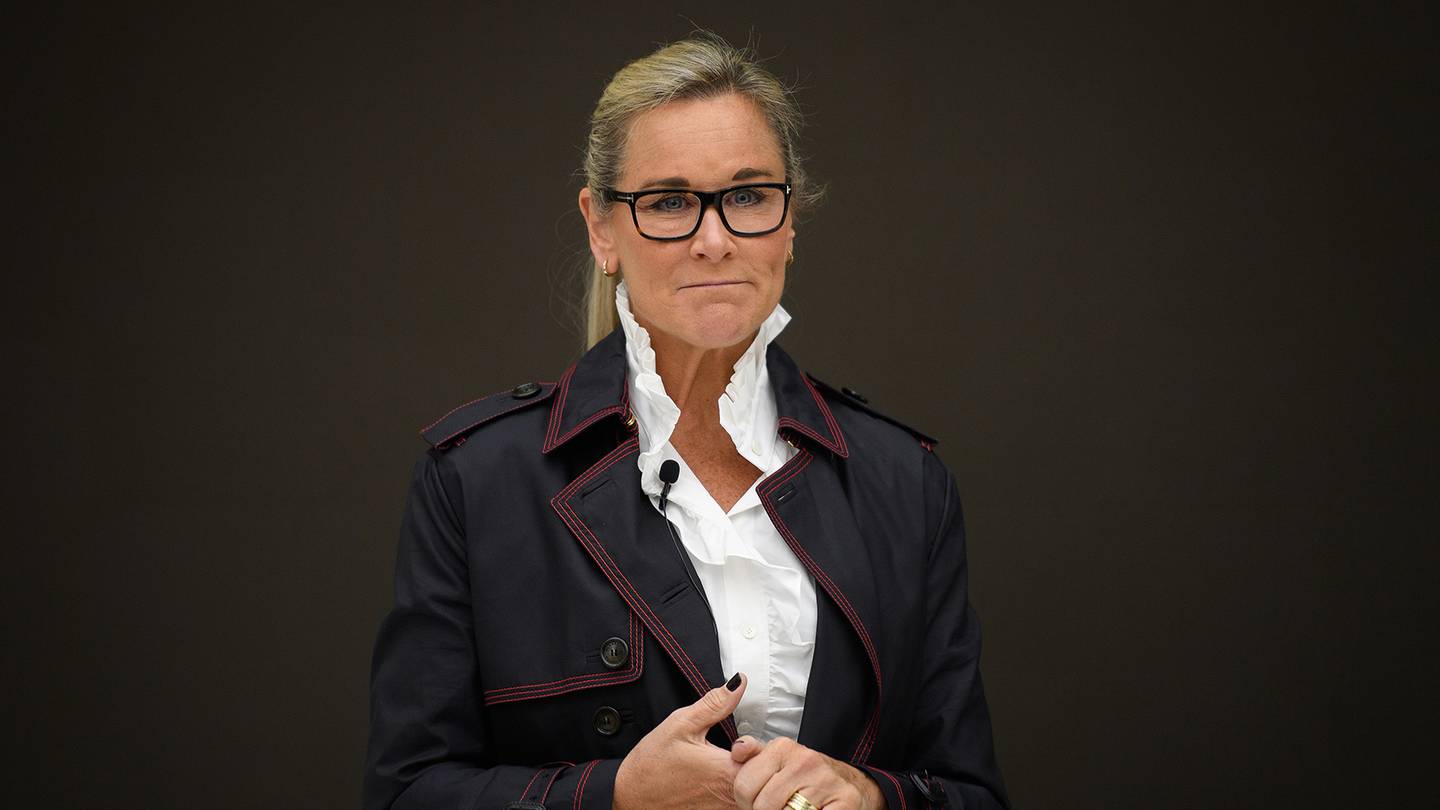 Angela Ahrendts