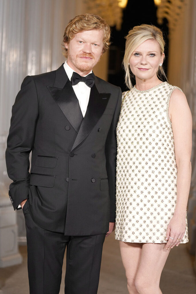 LOS ANGELES, CALIFORNIA - NOVEMBER 04: (L-R) Jesse Plemons, wearing Gucci, and Kirsten Dunst, wearing Gucci, attend the 2023 LACMA Art+Film Gala, Presented By Gucci at Los Angeles County Museum of Art on November 04, 2023 in Los Angeles, California. (Photo by Presley Ann/Getty Images for LACMA)