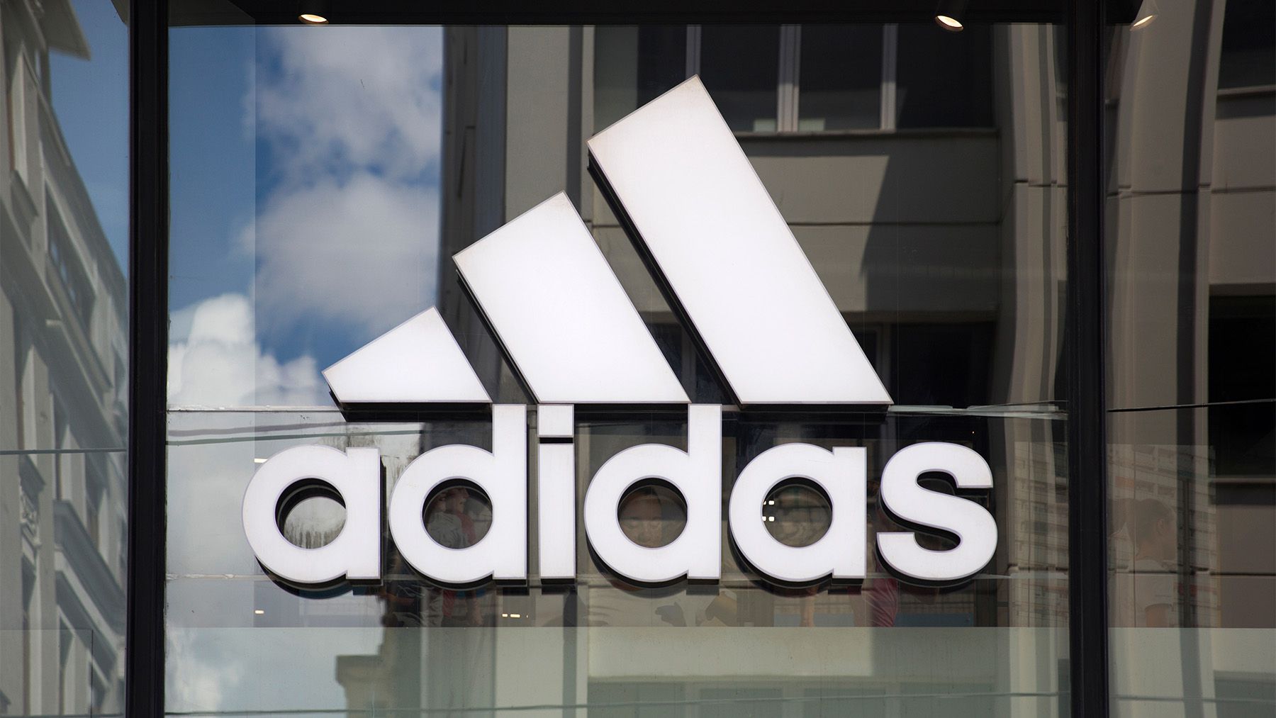 Adidas Gets €350 Million Yeezy Boost Amid Turnaround Push