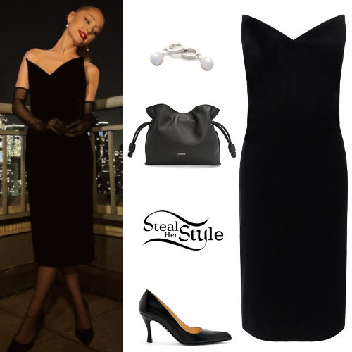 Ariana Grande: Velvet Dress, Black Pumps