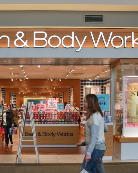 Bath & Body Works Trims Sales Forecast as Demand Slows Into Holiday Season
