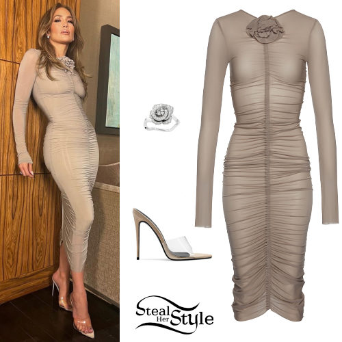 Jennifer Lopez: Tan Dress and Sandals