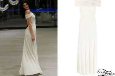 Kendall Jenner: White Pleated Dress