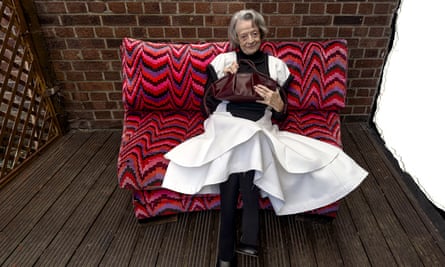 The perfect shoot-ready expression … Maggie Smith for Loewe’s spring/summer 2024 pre-collection campaign.