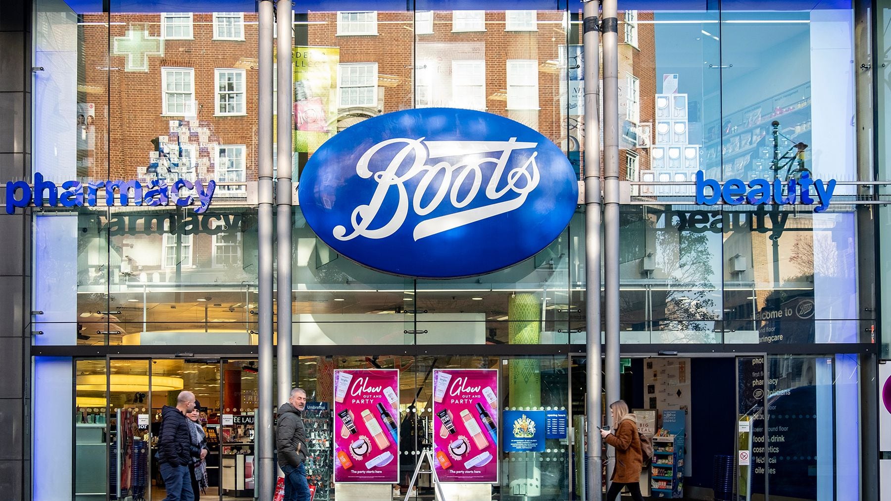 Boots Owner in Talks to Offload £7 Billion UK Pharmacy Chain