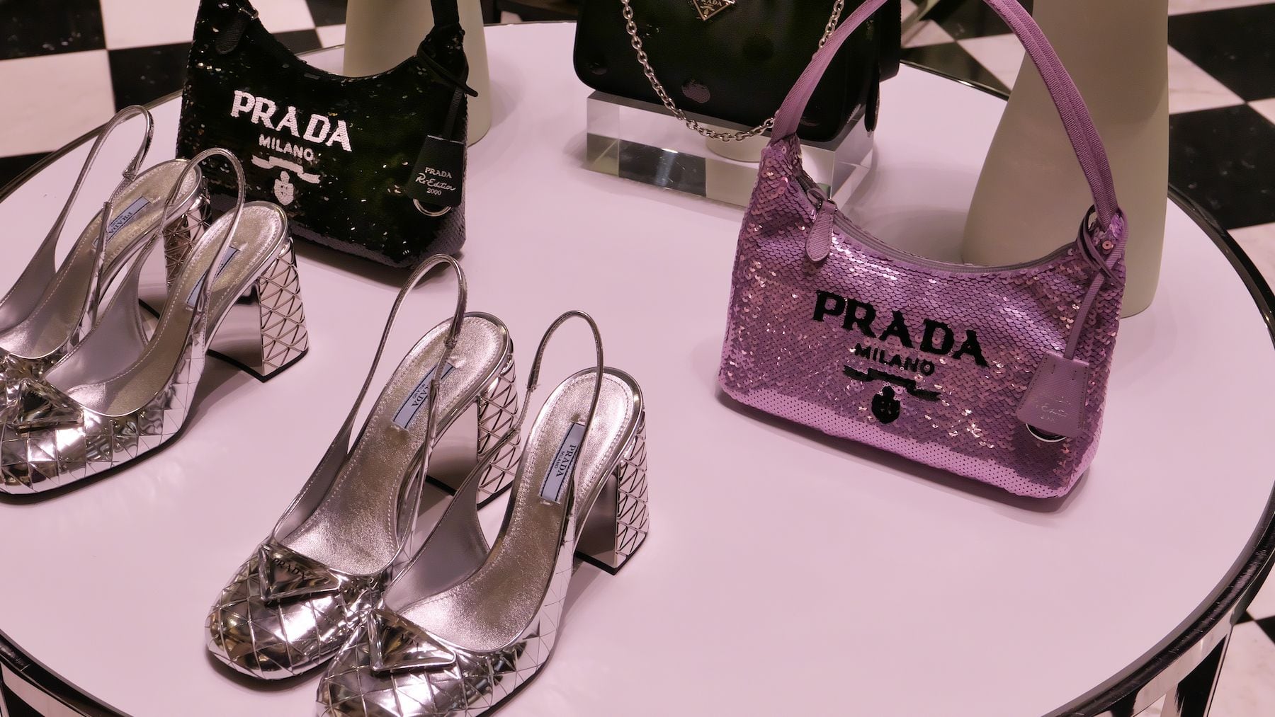Prada Buys New York Fifth Avenue Store Building for $425 million