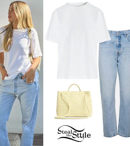 Sofia Richie: White T-Shirt, Blue Jeans