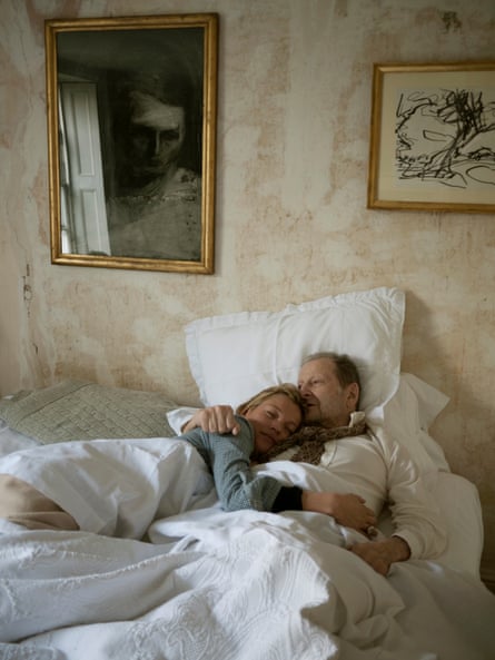 Lucian Freud and Kate Moss in bed, 2010.