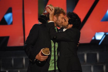 Will Ferrell and Sacha Baron Cohen accepting the best kiss award for Talladega Nights: The Ballad of Ricky Bobby.