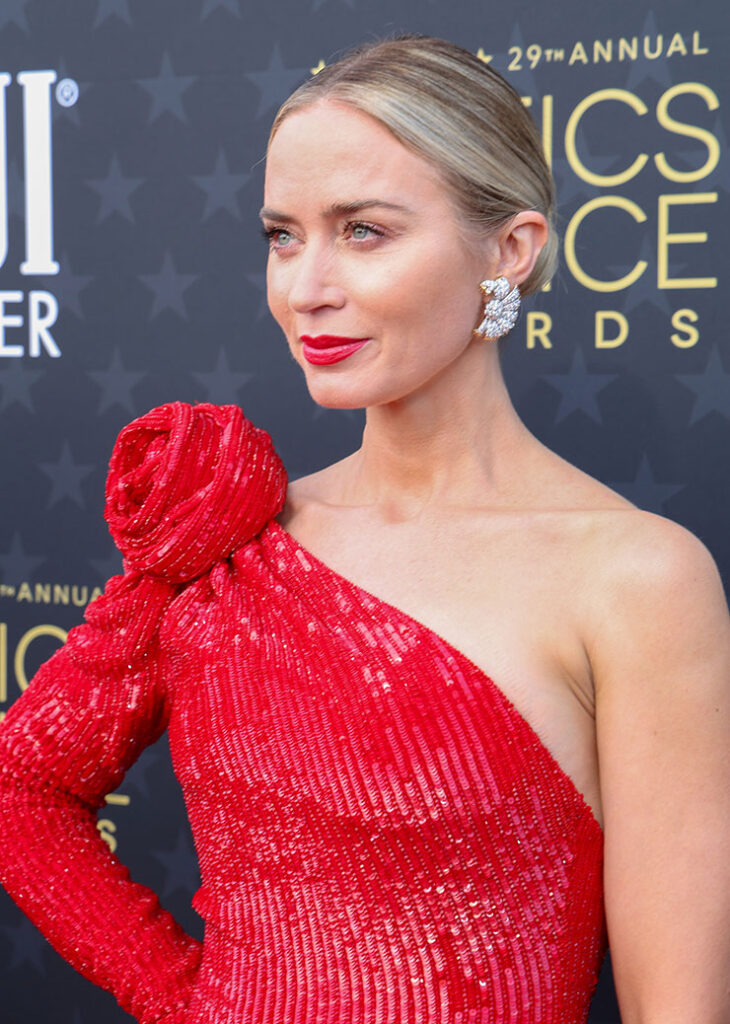 Emily Blunt Wore Armani Privé To The 2024 Critics' Choice Awards