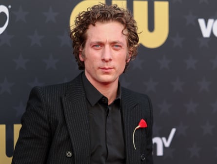Jeremy Allen White at the Critics' Choice Awards on January 14.