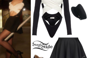 Ariana Grande: “yes, and?” Music Video Outfit