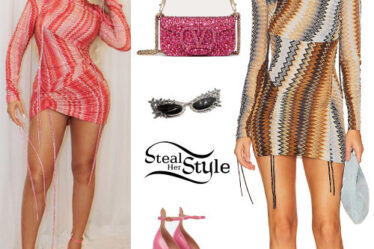 Beyoncé: Printed Mini Dress, Pink Pumps