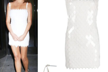 Chrissy Teigen: White Mini Dress and Sandals