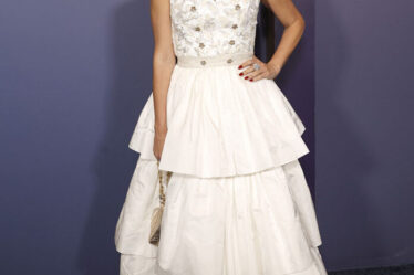 Penelope Cruz Wore Chanel Haute Couture To The 2024 Governors Awards