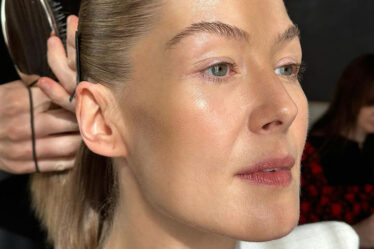 Rosamund Pike's Skincare Prep for the Golden Globes
