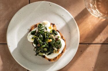 Crostini with sweet-and-sour greens and ricotta