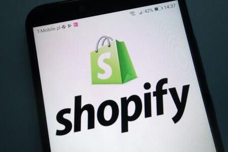 Shopify Fends Off Temu and Shein as Sales Narrowly Beat Estimates