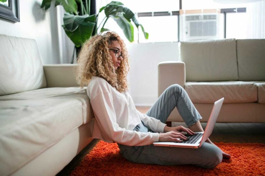 Stay Comfortably Stylish: The Best Remote-Work Outfit Ideas