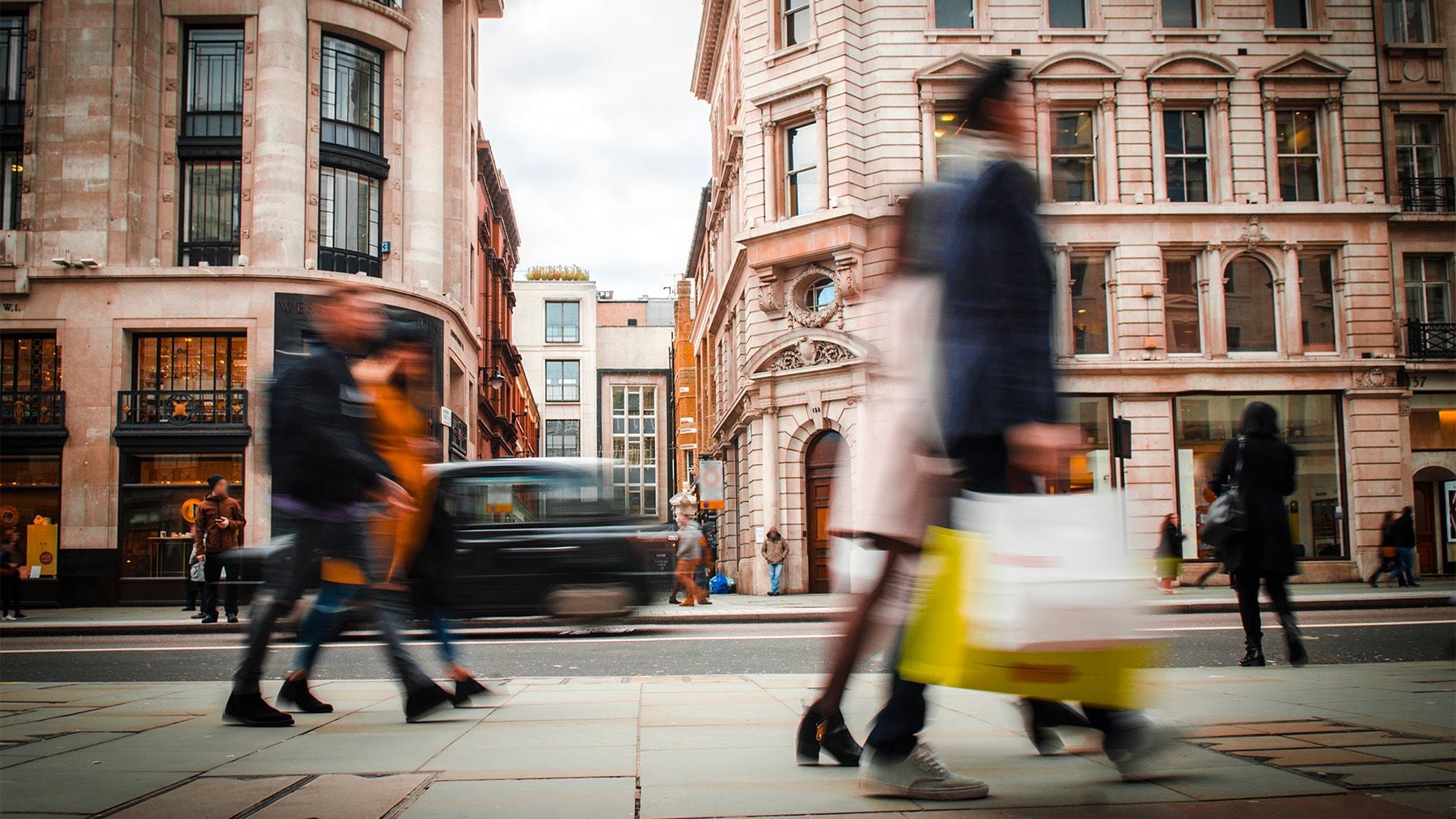 Tax-Free Shopping for Tourists in UK May Return as Government Eyes Rethink