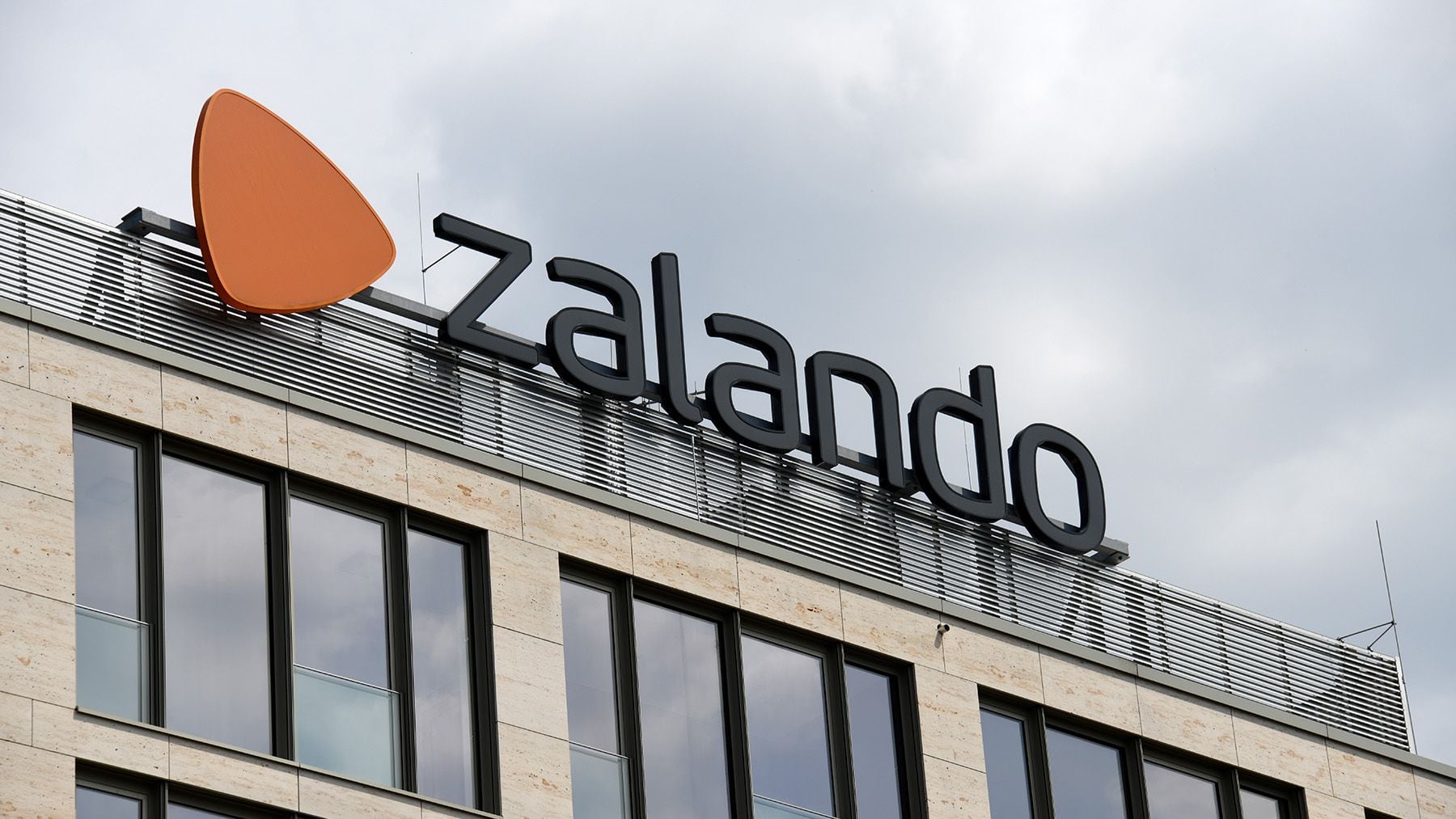 Zalando Jumps as Online Fashion Retailer Sees Return to Growth - Fashnfly
