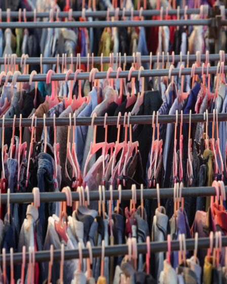 French Lawmakers Approve Bill to Apply Penalties on Fast Fashion