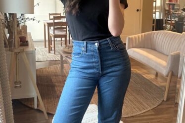 Levi's Ribcage Straight Ankle Jeans Review With Photos